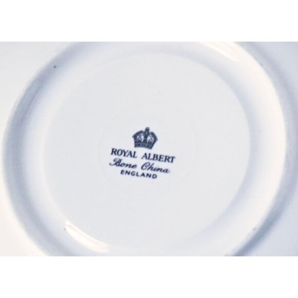 Vintage Teacup and Saucer Royal Albert Pink Roses Tea Cup - Picture 5 of 6